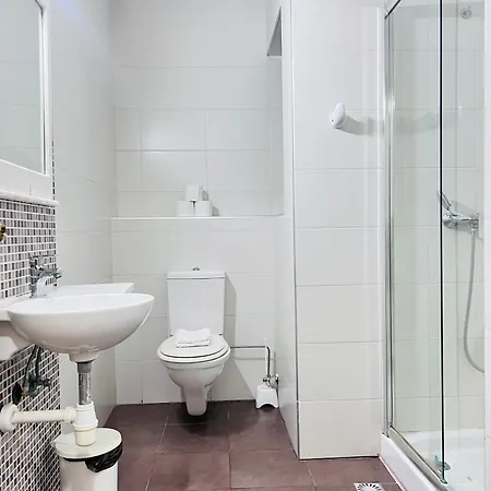 Garden View No 20 Apartment *